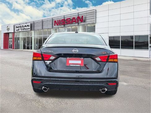 New 2025 Nissan Altima 2.5 SR w/ SR Premium Package image 5