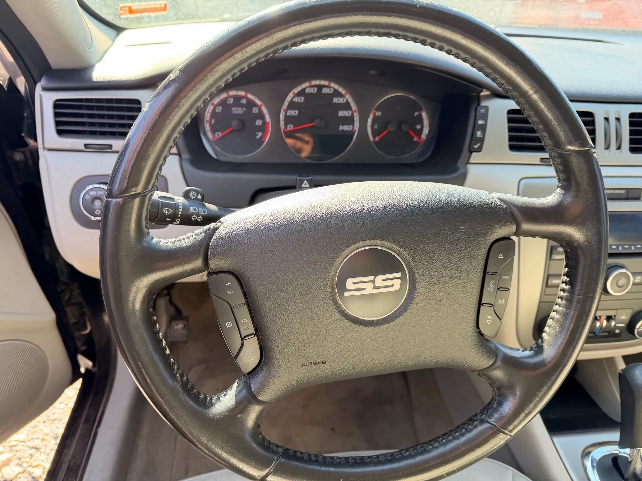 Used 2009 Chevrolet Impala SS w/ Convenience Package FWD image 14