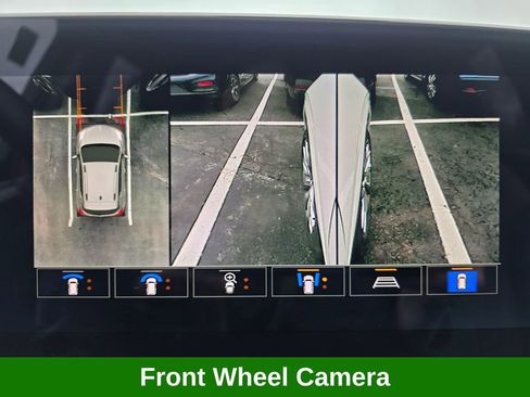 Used 2025 Buick Encore GX Avenir w/ Avenir Technology Package image 36