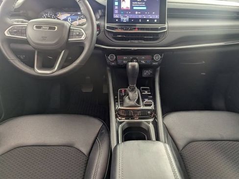 Certified 2024 Jeep Compass Latitude w/ Convenience Group AWD/4WD image 24
