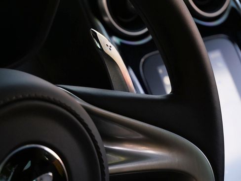 Used 2023 McLaren GT RWD image 12