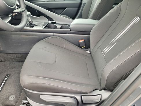 New 2025 Hyundai Elantra SEL w/ Cargo Package image 15