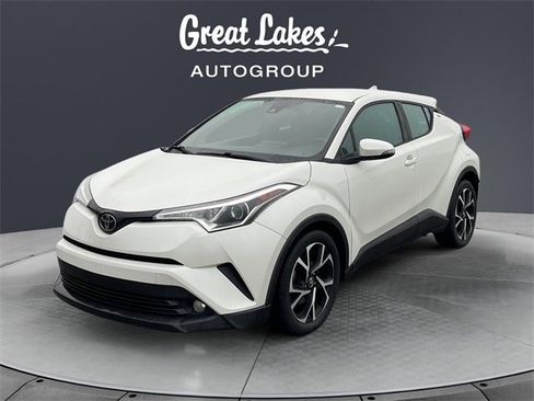 Used 2018 Toyota C-HR XLE image 1