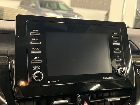 Used 2021 Toyota Camry SE FWD image 17