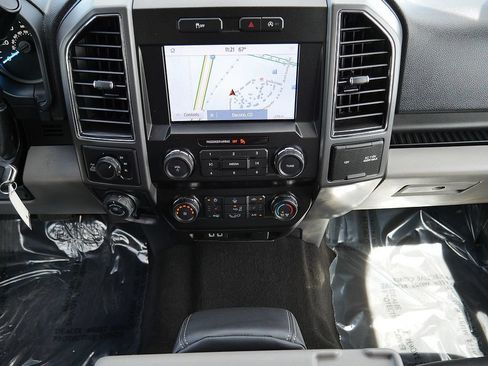 Used 2020 Ford F150 XLT w/ Equipment Group 302A Luxury AWD/4WD image 22