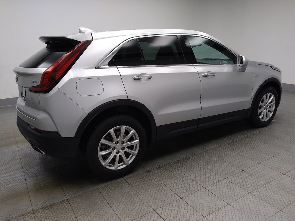 Used 2020 Cadillac XT4 Luxury w/ Cold Weather Package FWD image 10