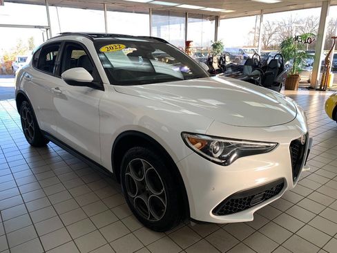 Used 2022 Alfa Romeo Stelvio Sprint image 7
