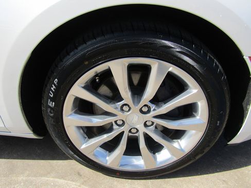 Used 2016 Cadillac XTS Premium FWD image 7