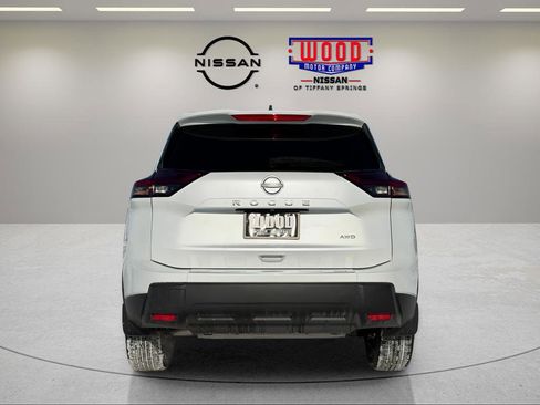 New 2026 Nissan Rogue SV w/ Cold Weather Package AWD/4WD image 4