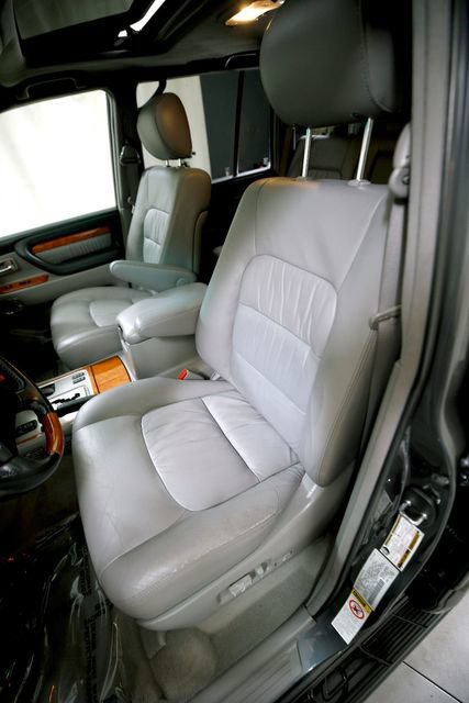 Used 2005 Lexus LX 470 4WD image 8