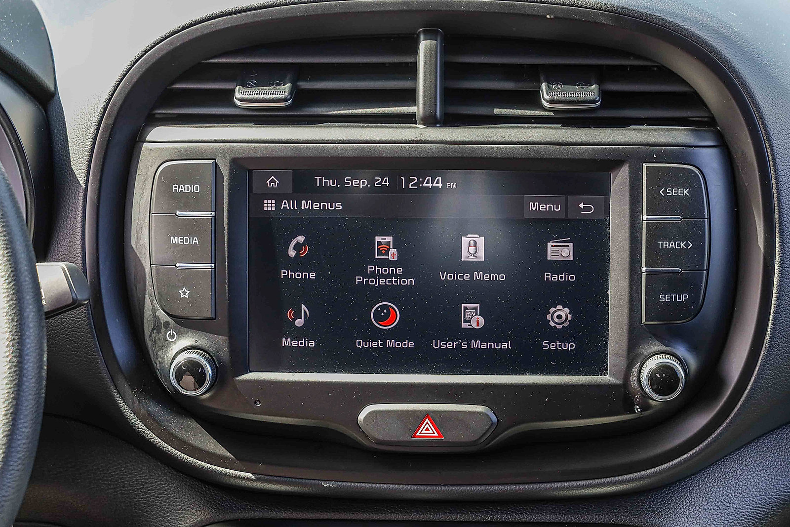 Certified 2025 Kia Soul LX w/ LX Technology Package FWD image 11