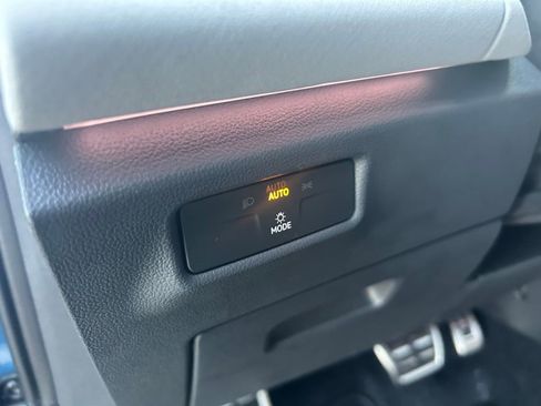 New 2026 Volkswagen Tiguan SE R-Line image 57