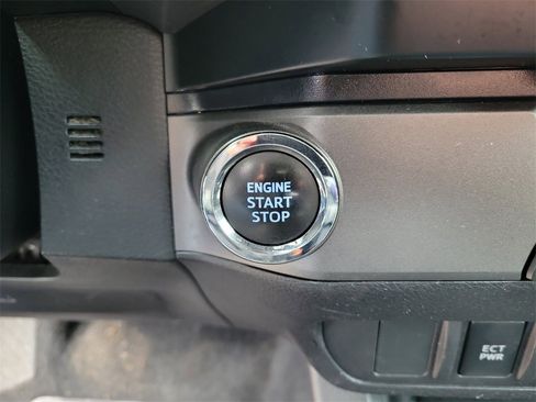 Used 2023 Toyota Tacoma TRD Off-Road image 24