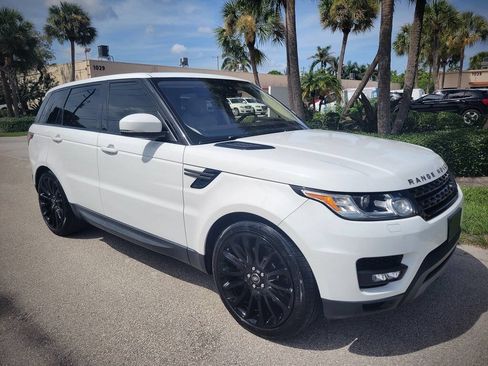 Used 2016 Land Rover Range Rover Sport SE AWD/4WD image 7
