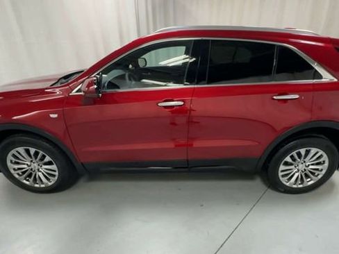 Certified 2024 Cadillac XT4 Premium Luxury w/ Cold Weather Package FWD image 5