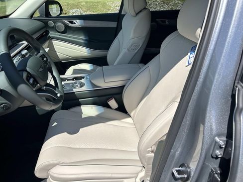 New 2027 Genesis GV80 2.5T Prestige AWD/4WD image 15