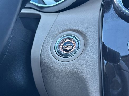 Used 2019 Mercedes-Benz C 300 Sedan image 21