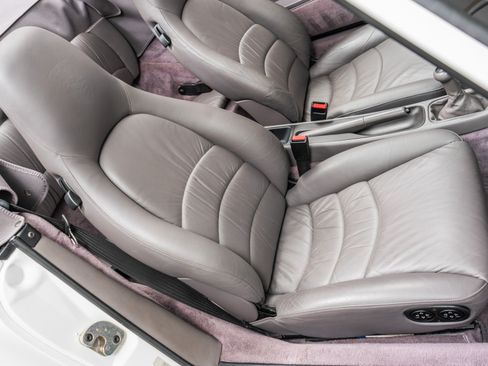 Used 1995 Porsche 911 Cabriolet image 24