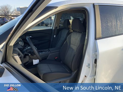 New 2026 Nissan Rogue SV image 9