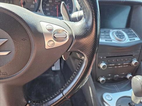 Used 2013 Nissan 370Z Touring w/ Sport Pkg RWD image 17