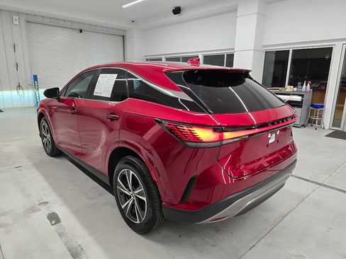 Used 2024 Lexus RX 350 FWD w/ Technology Package image 4