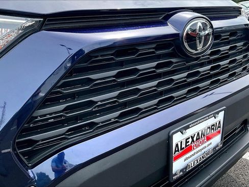 Used 2019 Toyota RAV4 XLE Premium w/ All Weather Liner Package AWD/4WD image 29