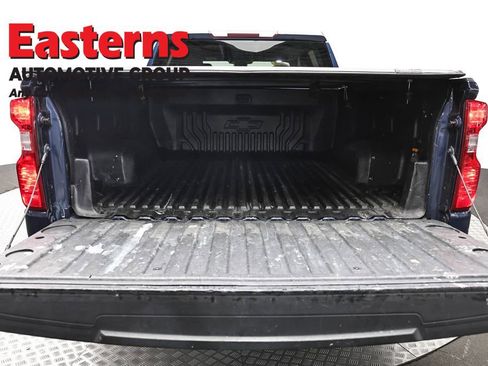 Used 2023 Chevrolet Silverado 1500 Custom RWD image 9