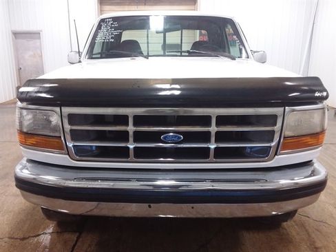Used 1994 Ford F150 XL AWD/4WD image 7