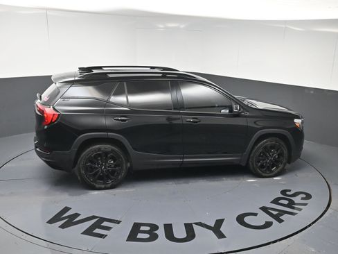 Used 2021 GMC Terrain SLT w/ Elevation Edition image 16