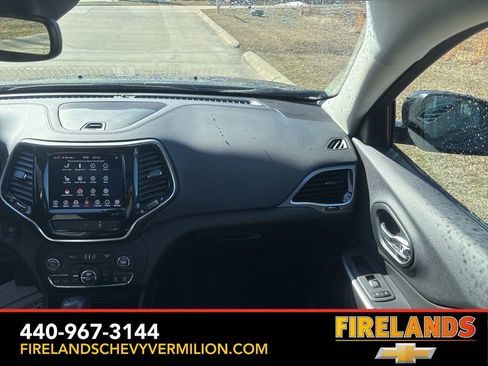 Used 2022 Jeep Cherokee Limited w/ Mopar Interior Package image 33