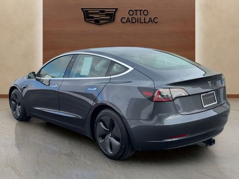 Used 2018 Tesla Model 3 Long Range image 3
