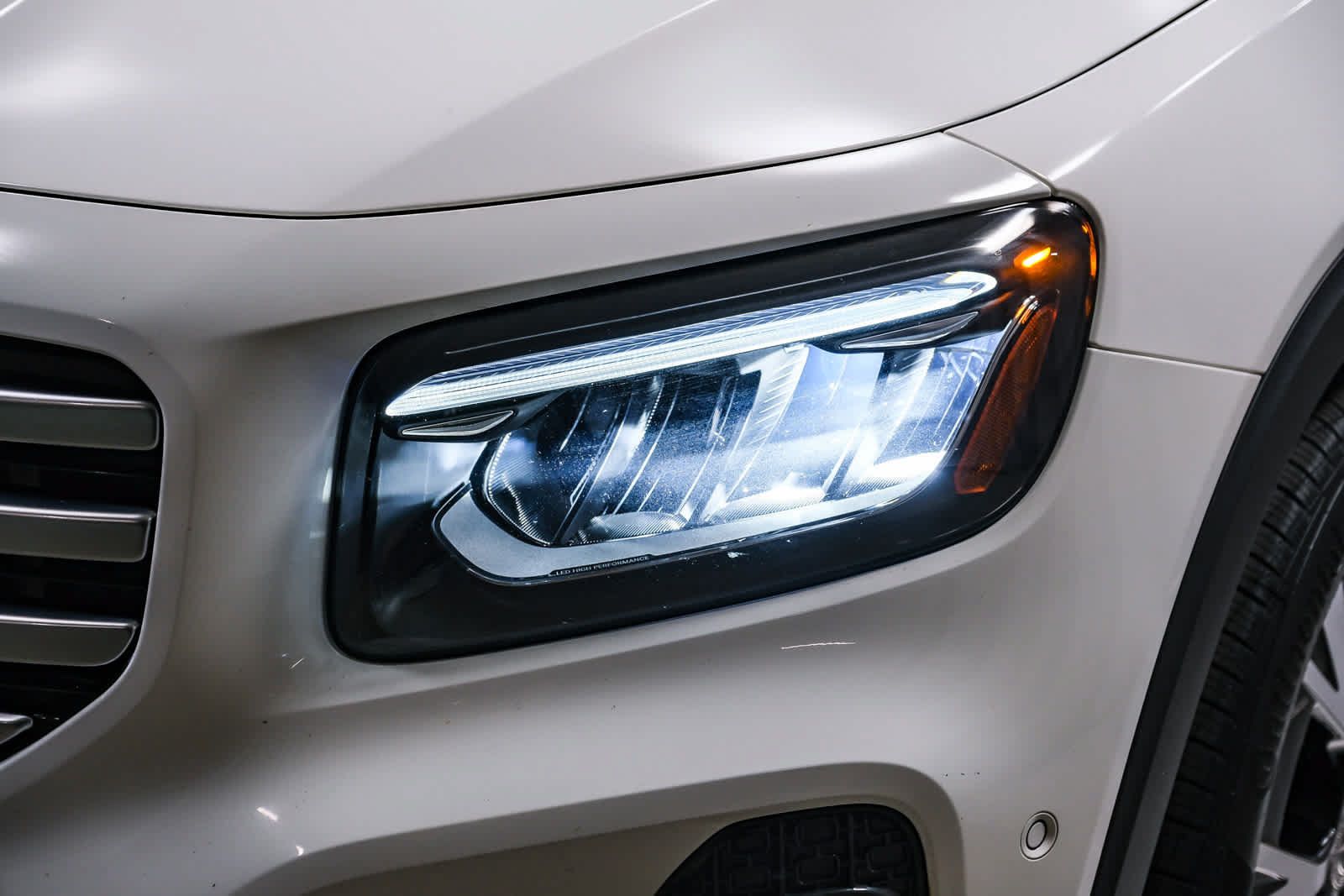 Used 2024 Mercedes-Benz GLB 250 image 12