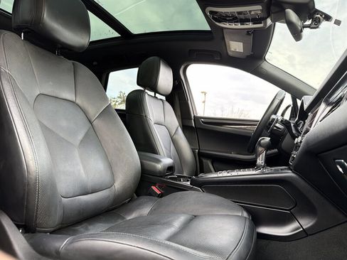 Used 2019 Porsche Macan S AWD/4WD image 20