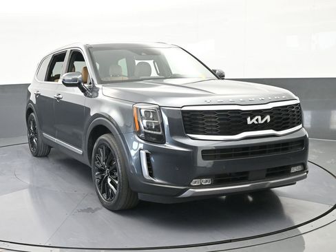 Used 2022 Kia Telluride SX w/ Towing Package image 9