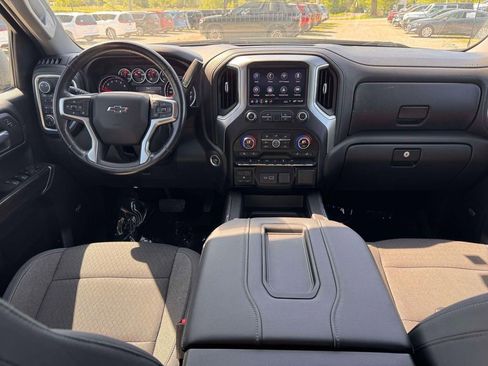Used 2019 Chevrolet Silverado 1500 RST w/ True North Edition AWD/4WD image 3