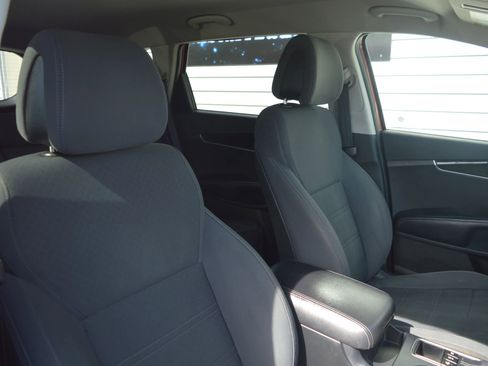 Used 2016 Kia Sorento LX w/ LX Convenience Package image 30