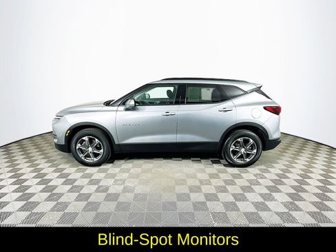 Used 2024 Chevrolet Blazer LT w/ Convenience Package FWD image 6