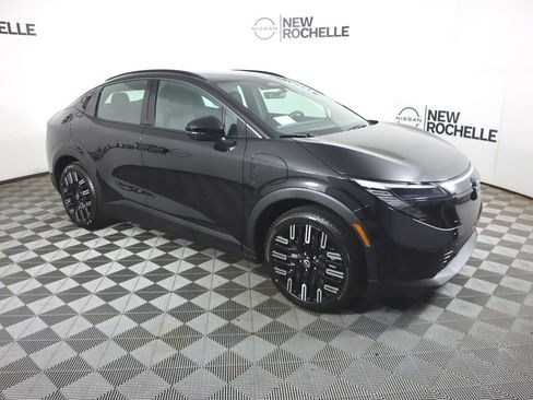 New 2026 Nissan Leaf Platinum+ image 4