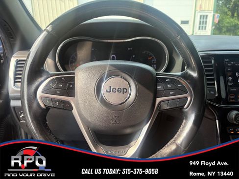 Used 2020 Jeep Grand Cherokee Altitude AWD/4WD image 17