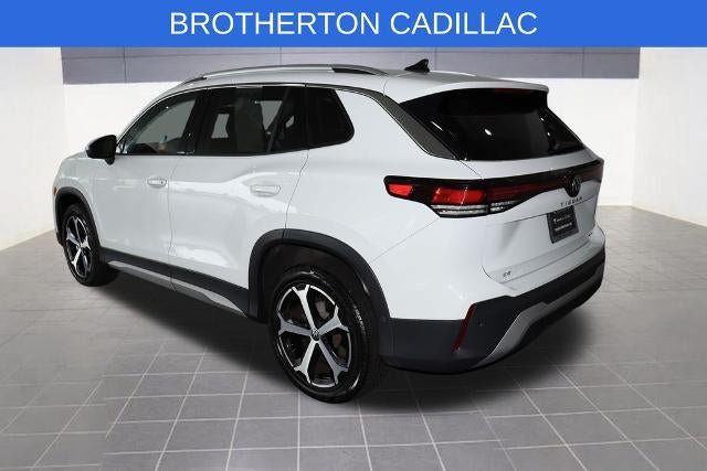 Used 2026 Volkswagen Tiguan SE AWD/4WD image 3