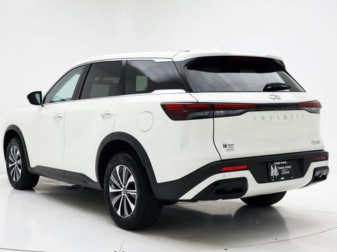 Used 2023 INFINITI QX60 Pure image 6