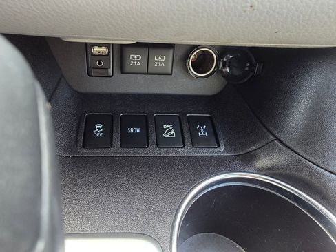 Certified 2017 Toyota Highlander XLE w/ Protection Package #3 image 25