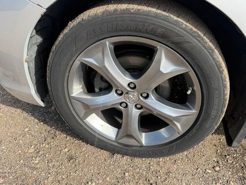 Used 2011 Toyota Venza AWD w/ Comfort Pkg image 11