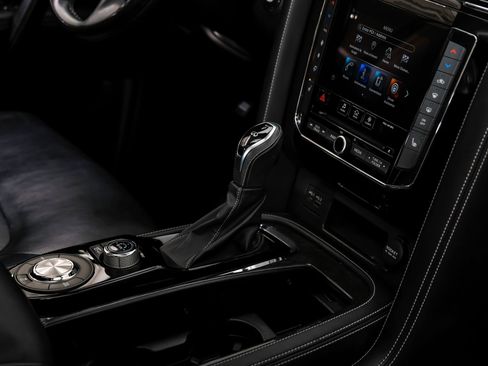 Used 2020 INFINITI QX80 Luxe w/ Proassist Package RWD image 29