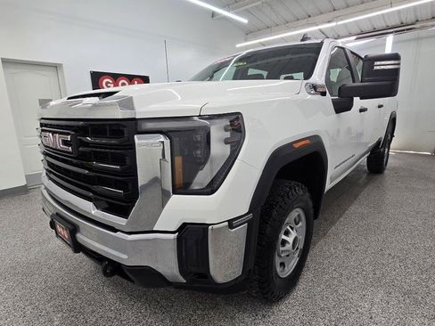 Used 2024 GMC Sierra 2500 Pro w/ Fleet Convenience Package AWD/4WD image 10