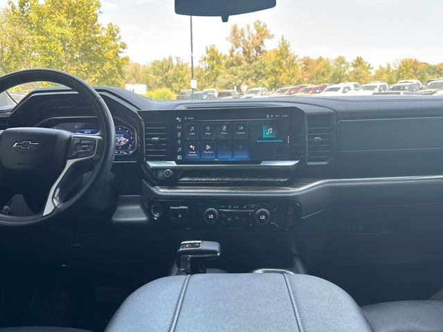 Used 2024 Chevrolet Silverado 1500 LT Trail Boss w/ Convenience Package II AWD/4WD image 34