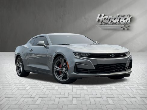 Used 2023 Chevrolet Camaro SS RWD image 2