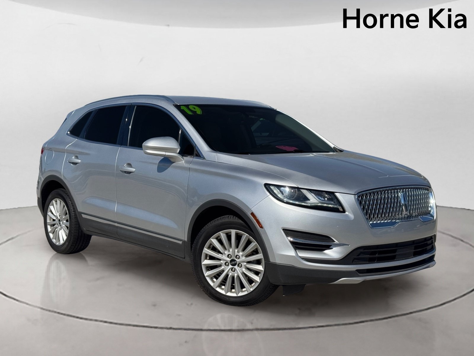 Used 2019 Lincoln MKC Premiere FWD image 2