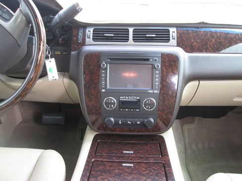 Used 2012 GMC Sierra 3500 Denali AWD/4WD image 16