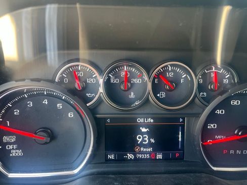 Used 2021 Chevrolet Silverado 1500 LTZ w/ Z71 Off-Road Package AWD/4WD image 20